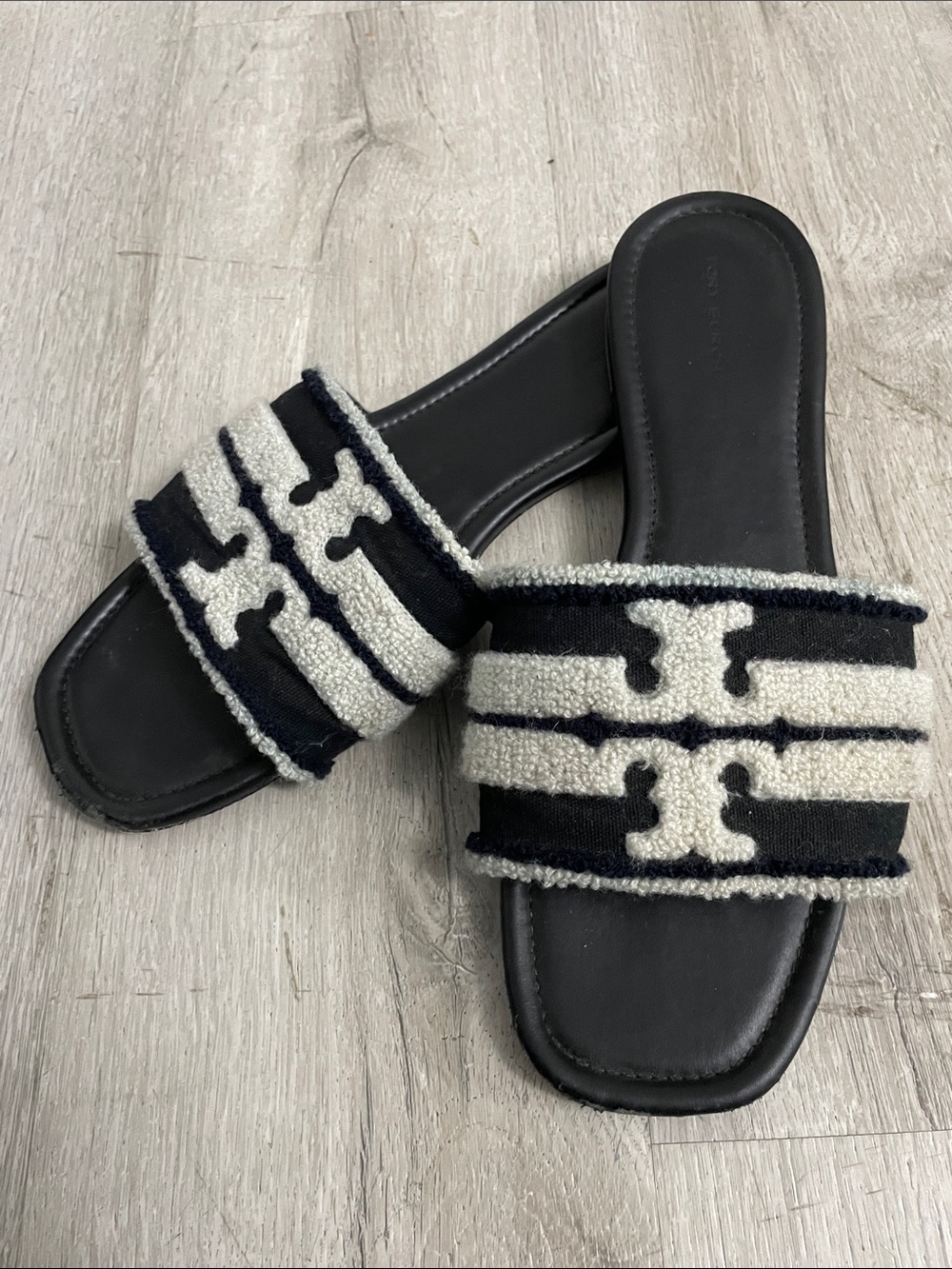 Tory Burch Black & White Logo Strap Slide Sandals size 10 - Picture 5 of 7